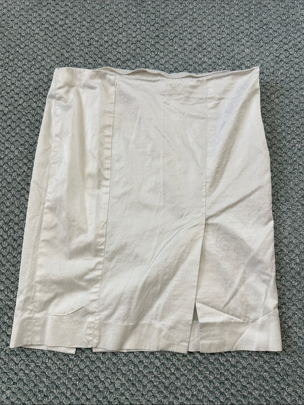 bebe White Midi Skirt with Subtle Front Vent